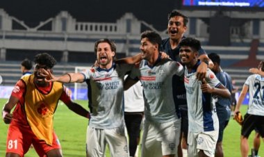 इंडियन सुपर लीग फुटबॉल: केरल ब्लास्टर्स एफसी ने बेंगलुरु एफसी को 2-1 से हराया